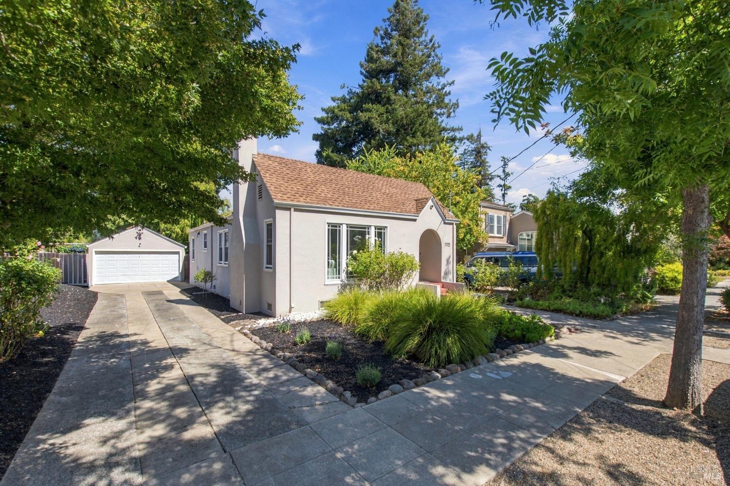 1772 Spruce Street Napa CA 94559