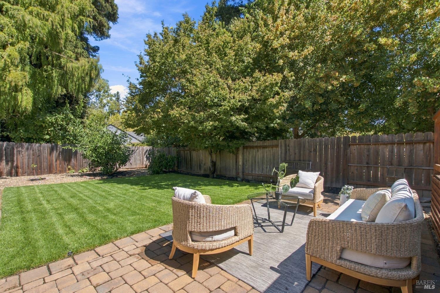 1772 Spruce Street Napa CA 94559