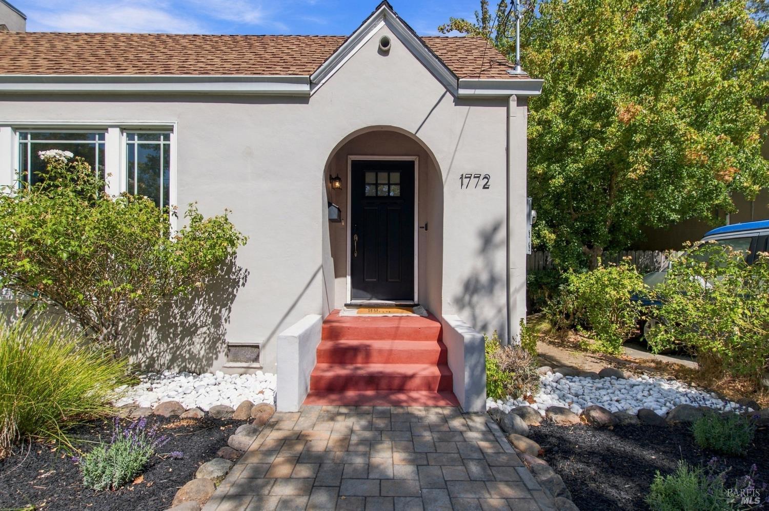 1772 Spruce Street Napa CA 94559