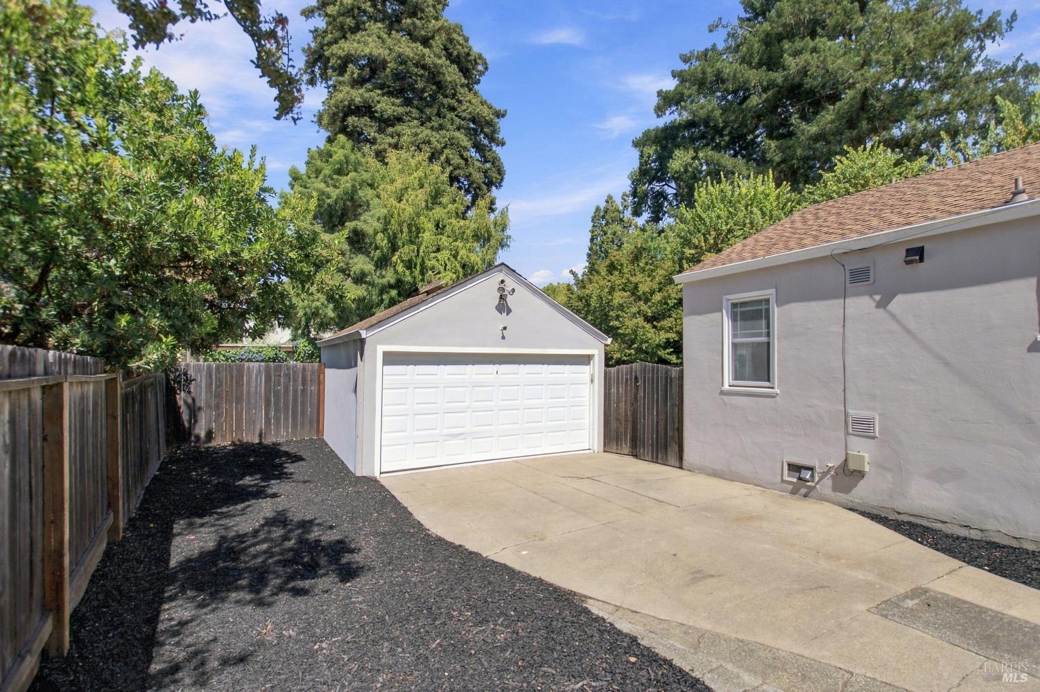 1772 Spruce Street Napa CA 94559