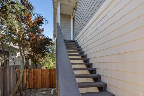 109 Paul Wittke Drive Healdsburg CA 95448