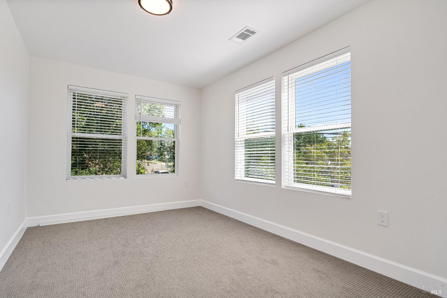 109 Paul Wittke Drive Healdsburg CA 95448