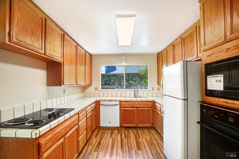 660 Gregory Circle Sonoma CA 95476