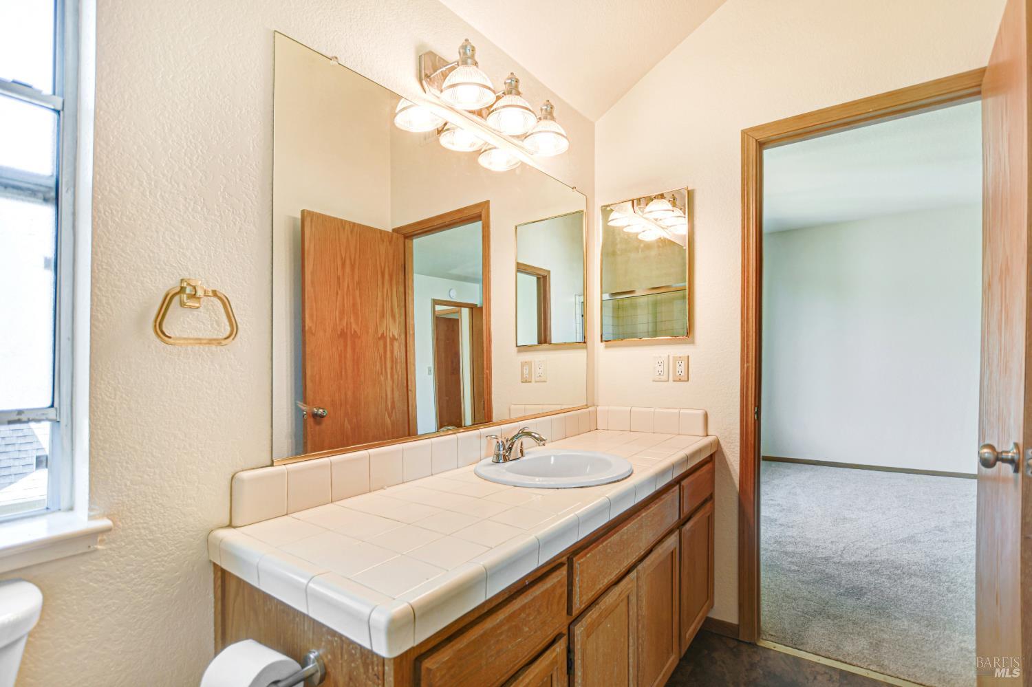 660 Gregory Circle Sonoma CA 95476