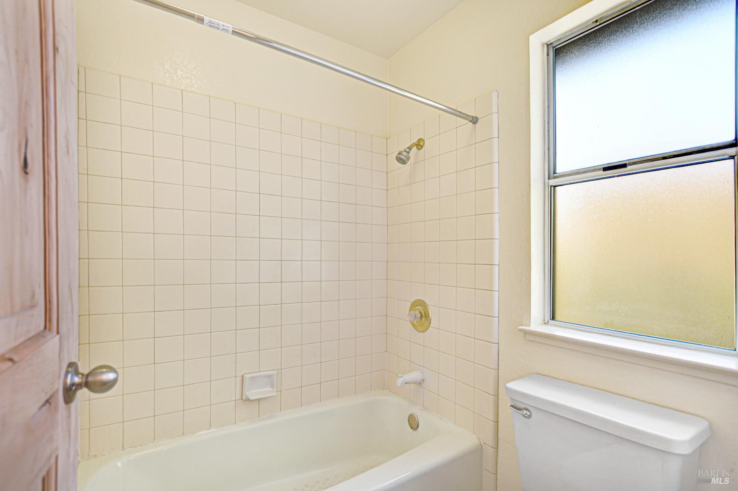 660 Gregory Circle Sonoma CA 95476