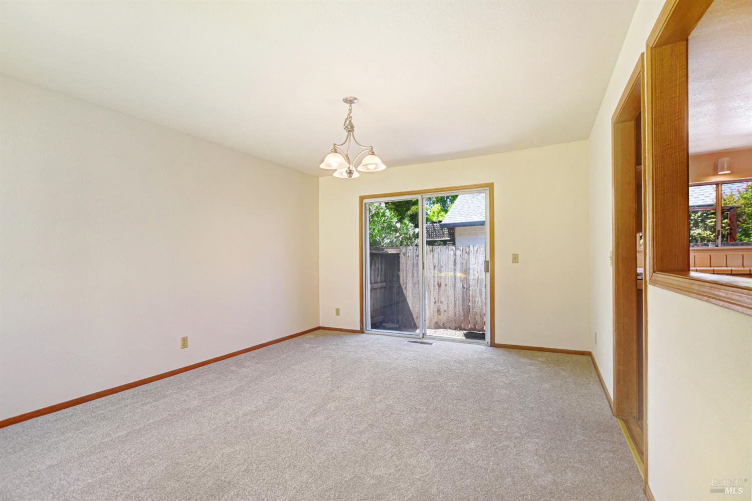 660 Gregory Circle Sonoma CA 95476