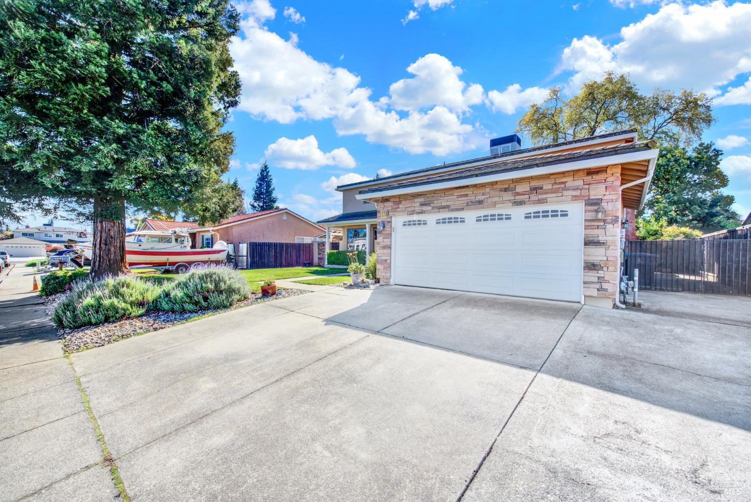 116 Alturas Court Vacaville CA 95688