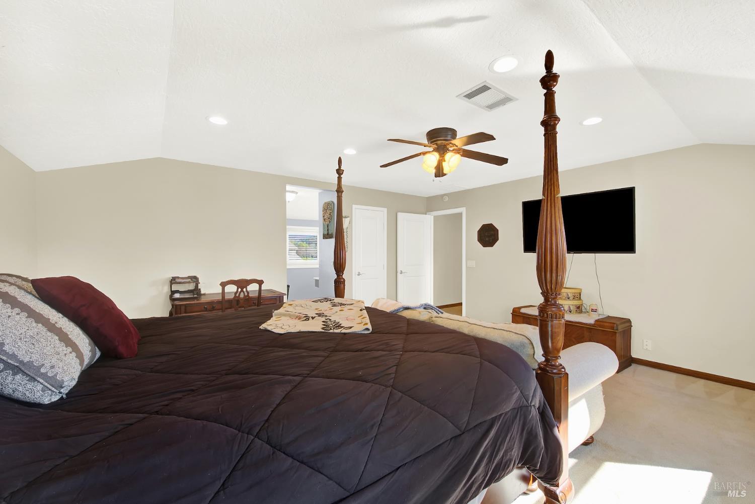 116 Alturas Court Vacaville CA 95688