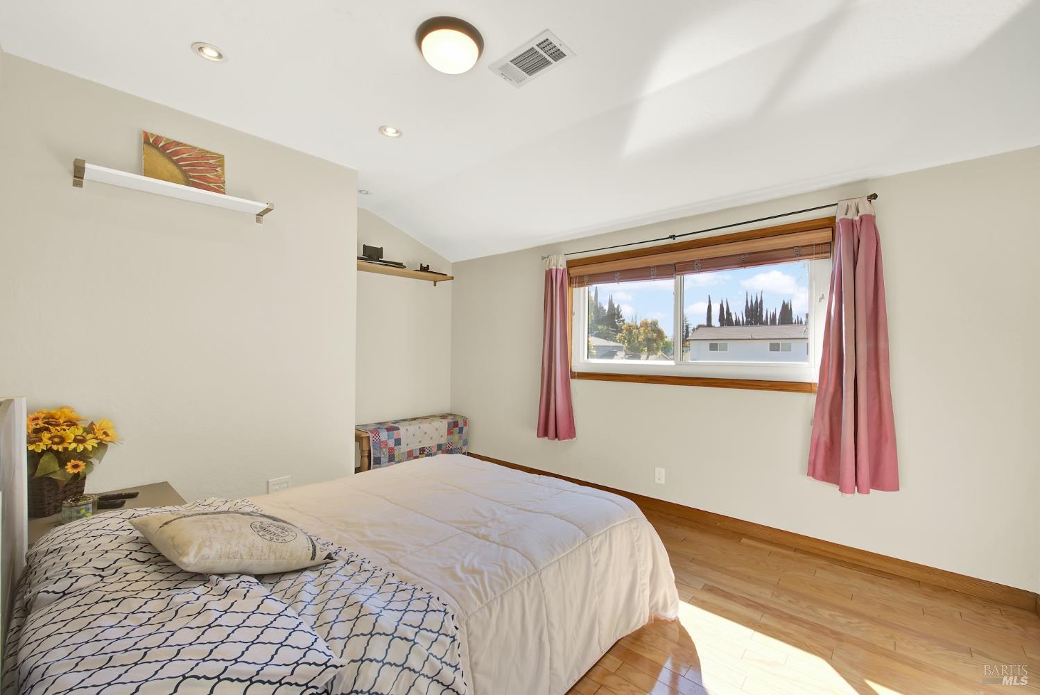 116 Alturas Court Vacaville CA 95688