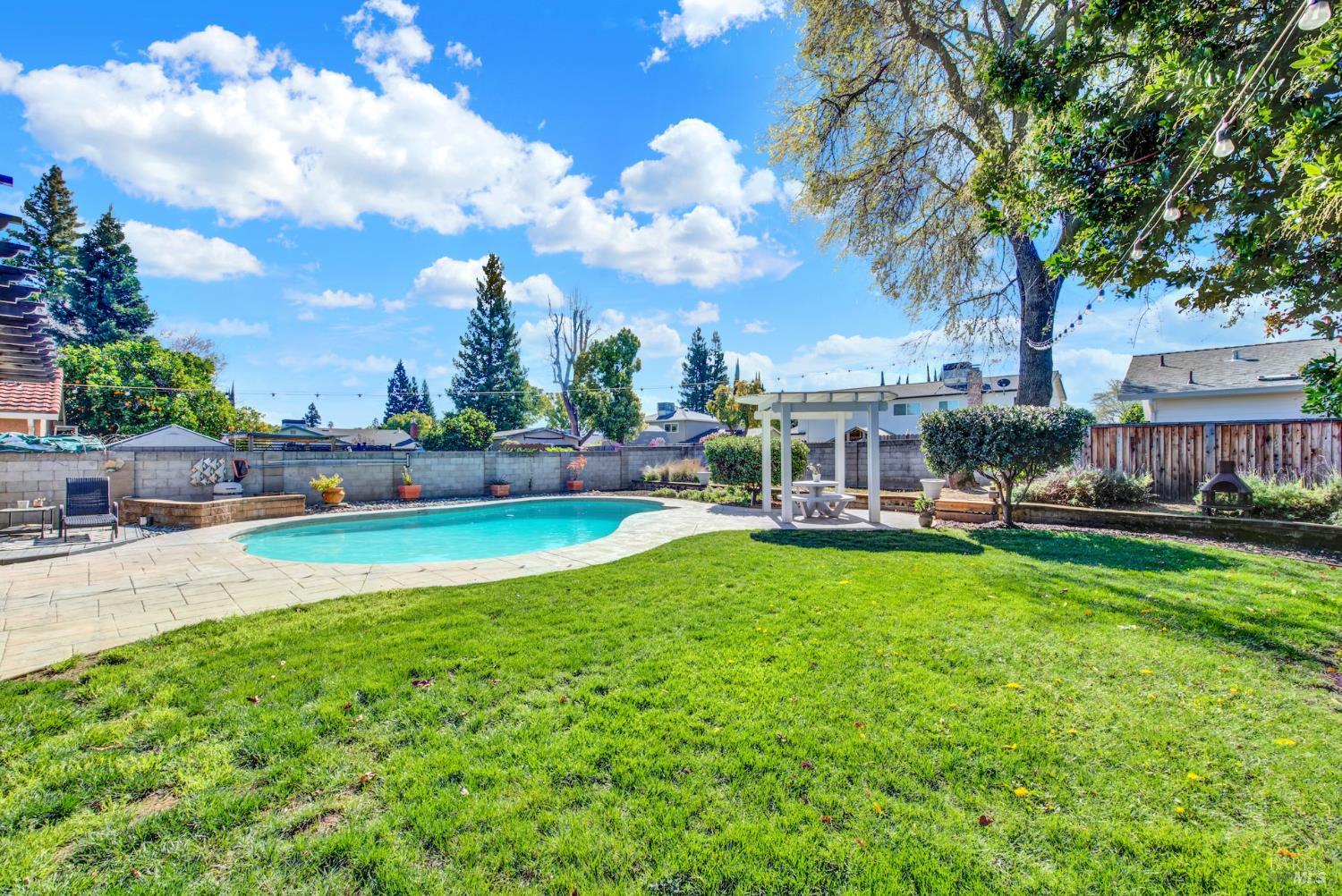 116 Alturas Court Vacaville CA 95688