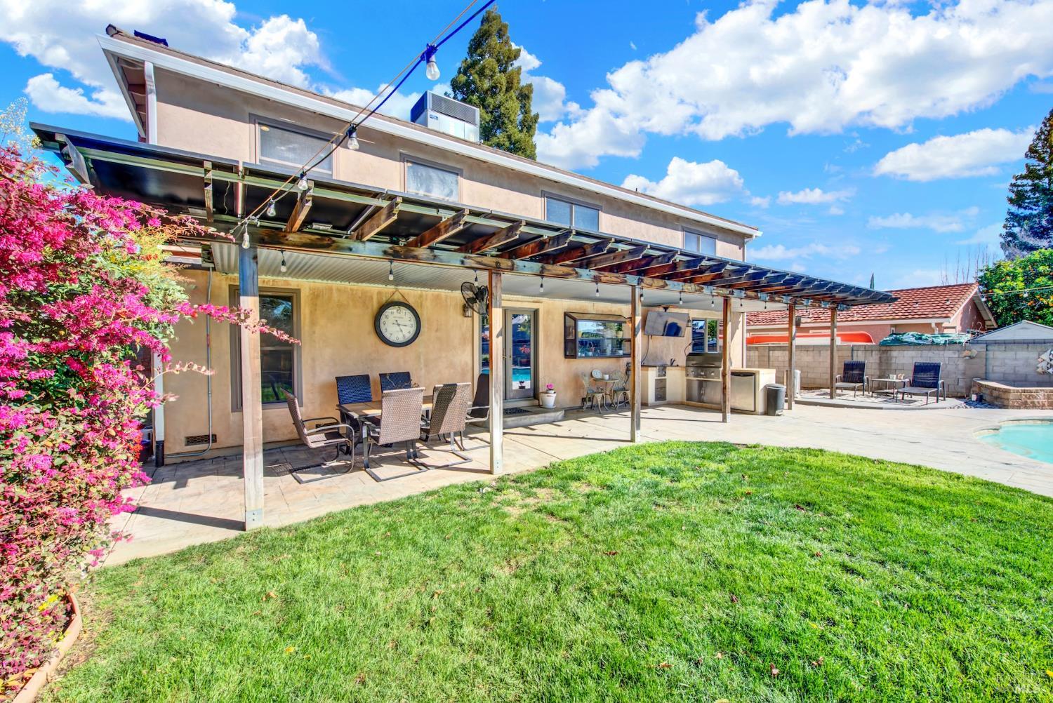 116 Alturas Court Vacaville CA 95688