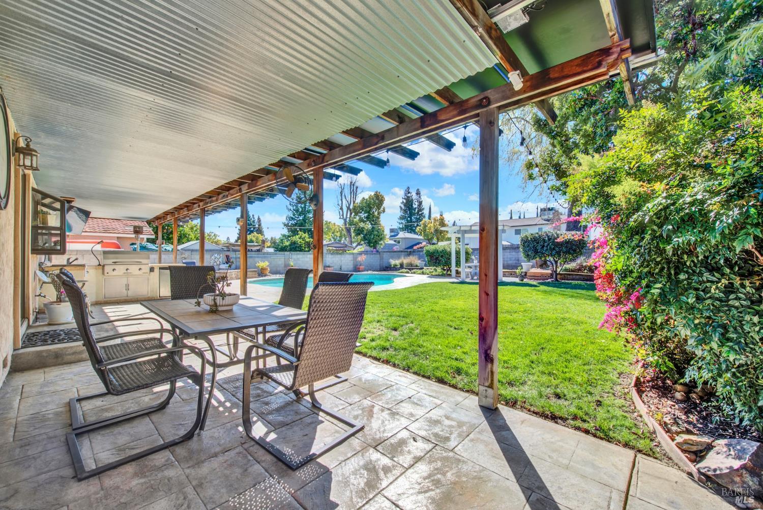 116 Alturas Court Vacaville CA 95688