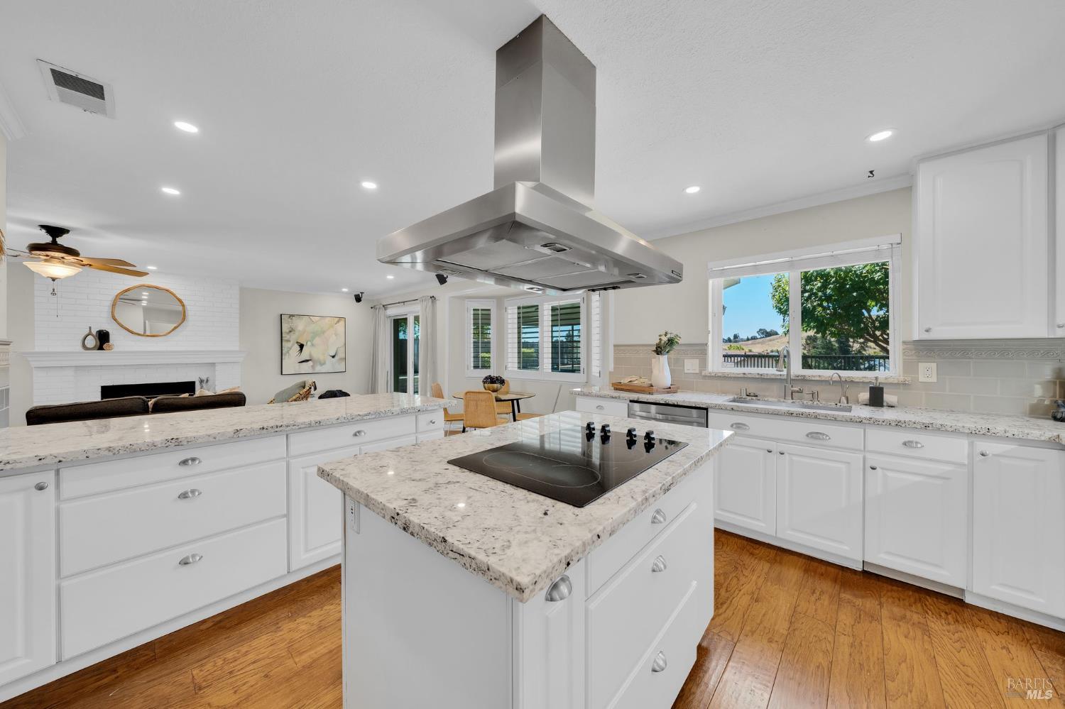 842 Oxford Way Benicia CA 94510