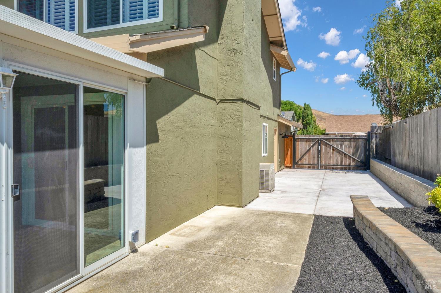 842 Oxford Way Benicia CA 94510