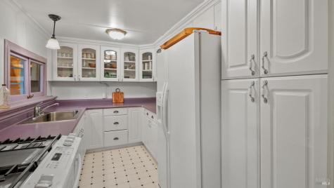 14801 Canyon 4 Road Guerneville CA 95446