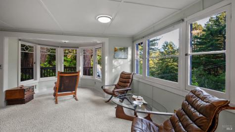 14801 Canyon 4 Road Guerneville CA 95446
