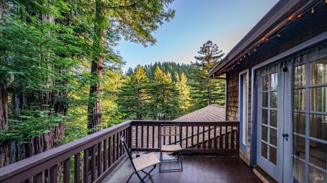 14801 Canyon 4 Road Guerneville CA 95446