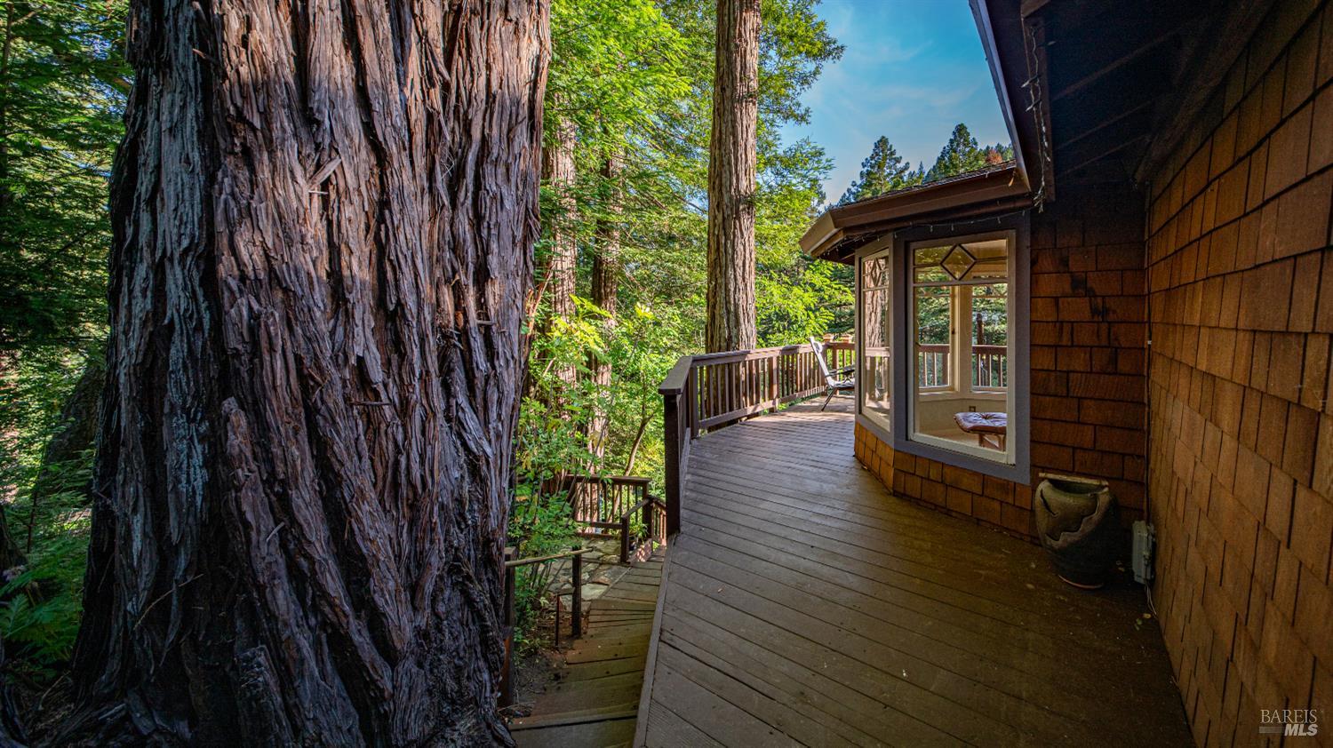 14801 Canyon 4 Road Guerneville CA 95446