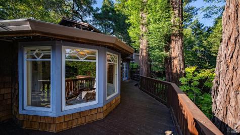 14801 Canyon 4 Road Guerneville CA 95446