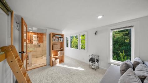 14801 Canyon 4 Road Guerneville CA 95446