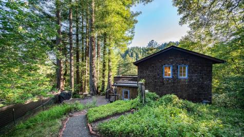 14801 Canyon 4 Road Guerneville CA 95446