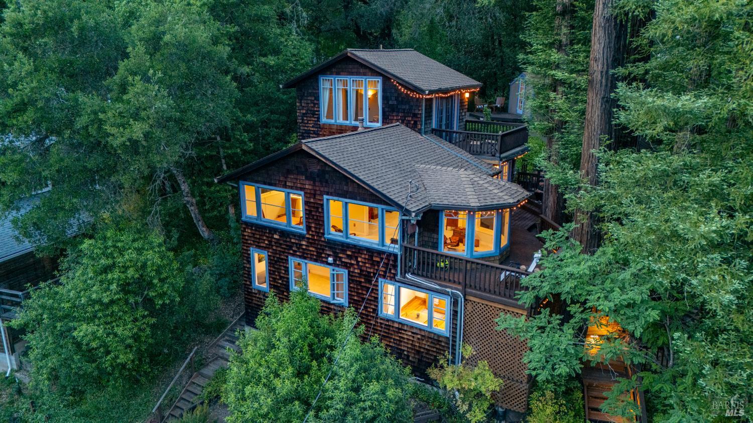 14801 Canyon 4 Road Guerneville CA 95446