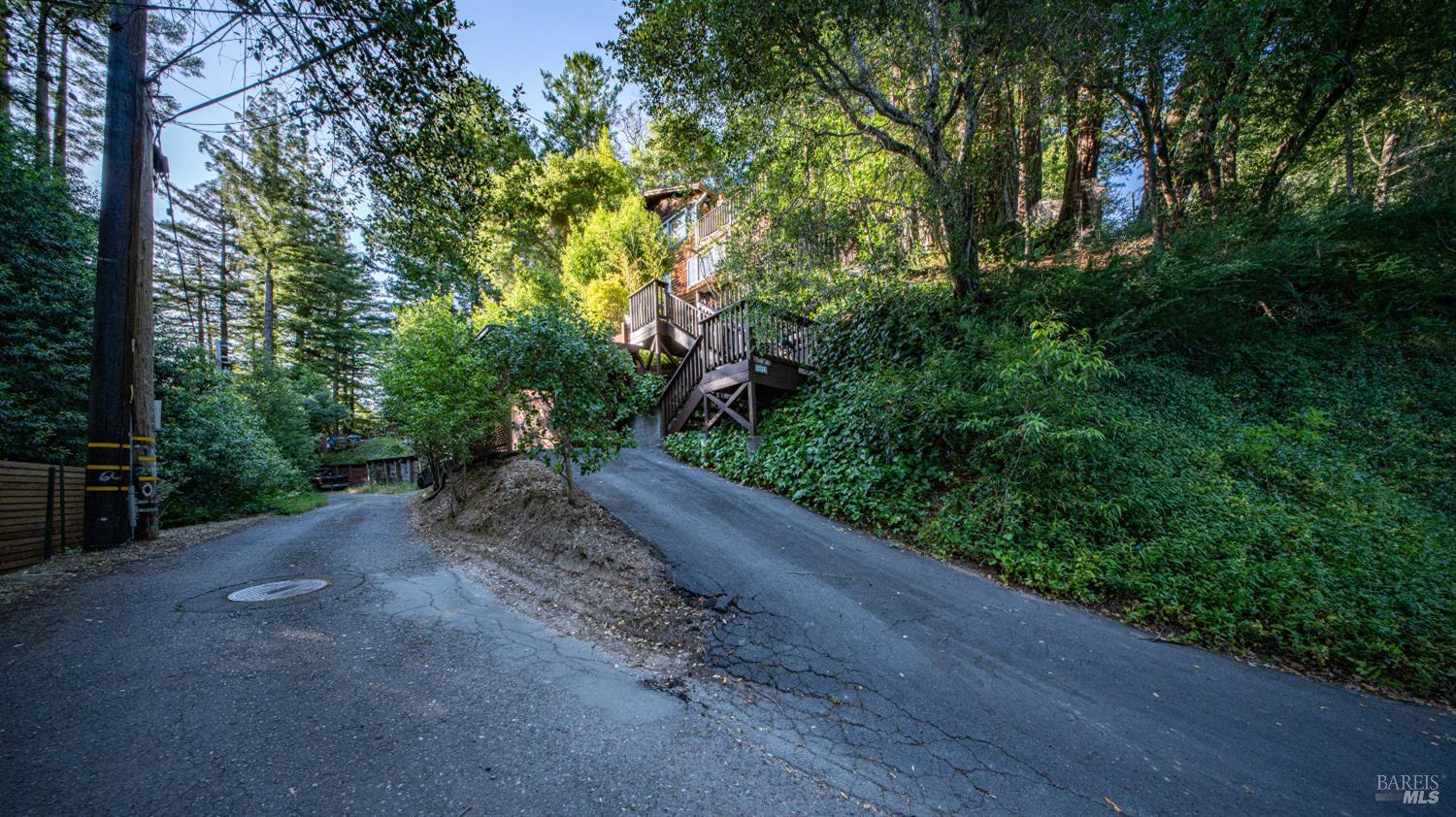 14801 Canyon 4 Road Guerneville CA 95446
