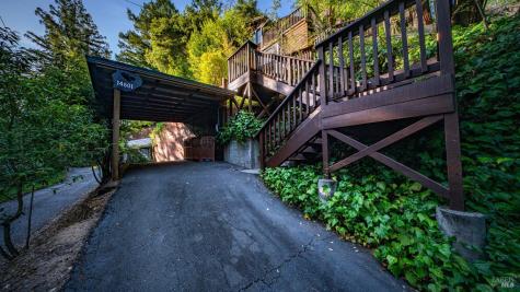 14801 Canyon 4 Road Guerneville CA 95446