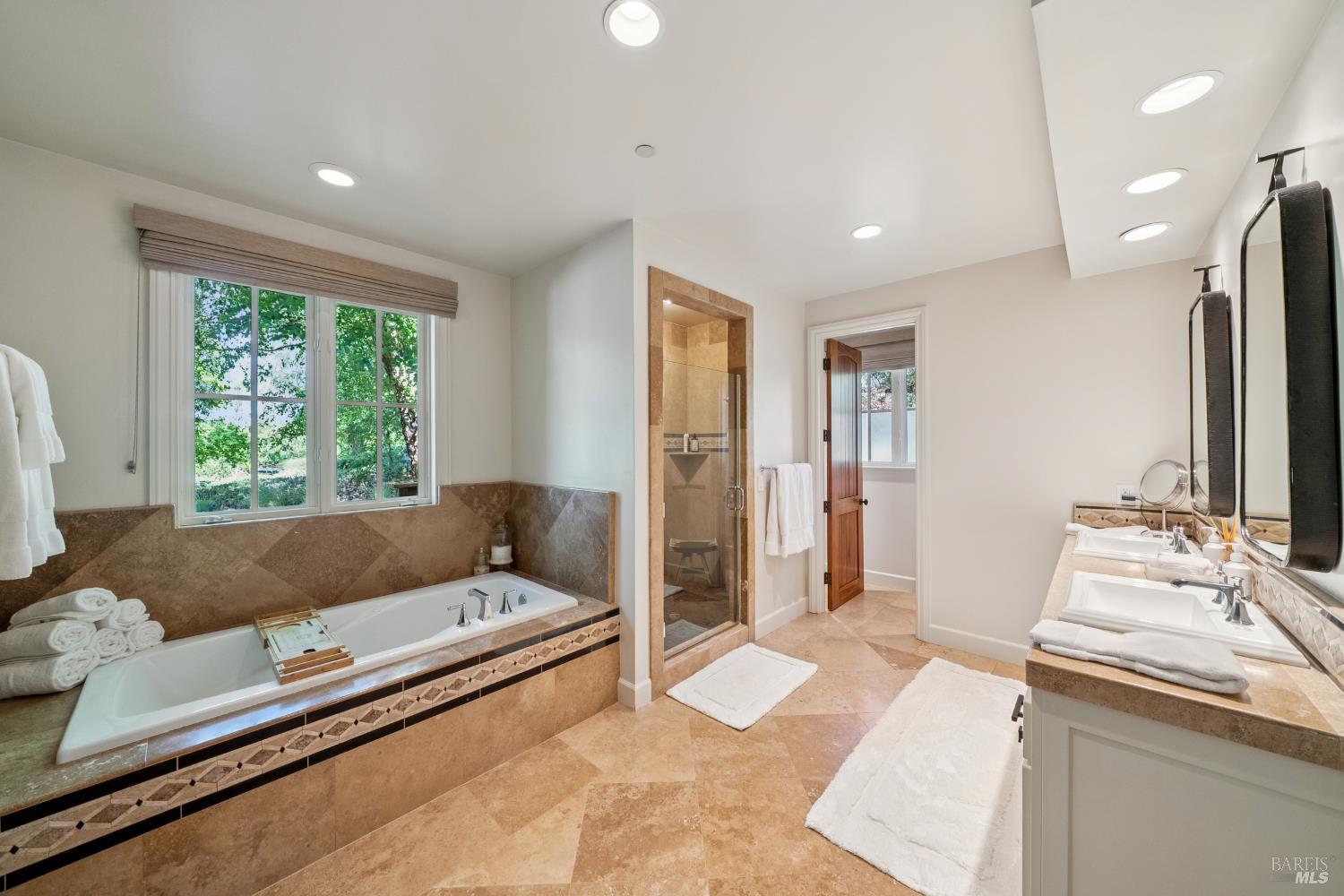 1297 Leaning Oak Drive Napa CA 94558