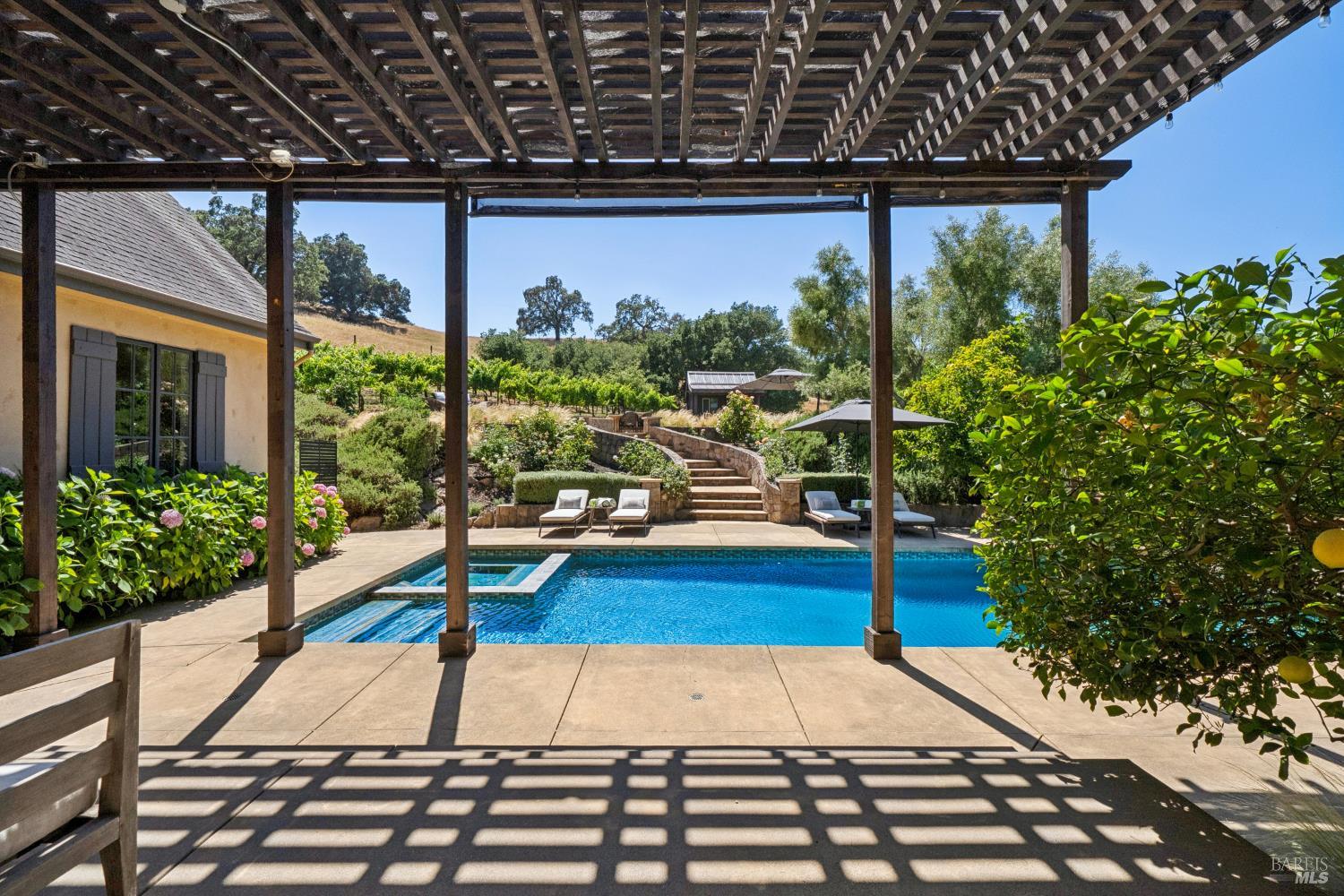 1297 Leaning Oak Drive Napa CA 94558