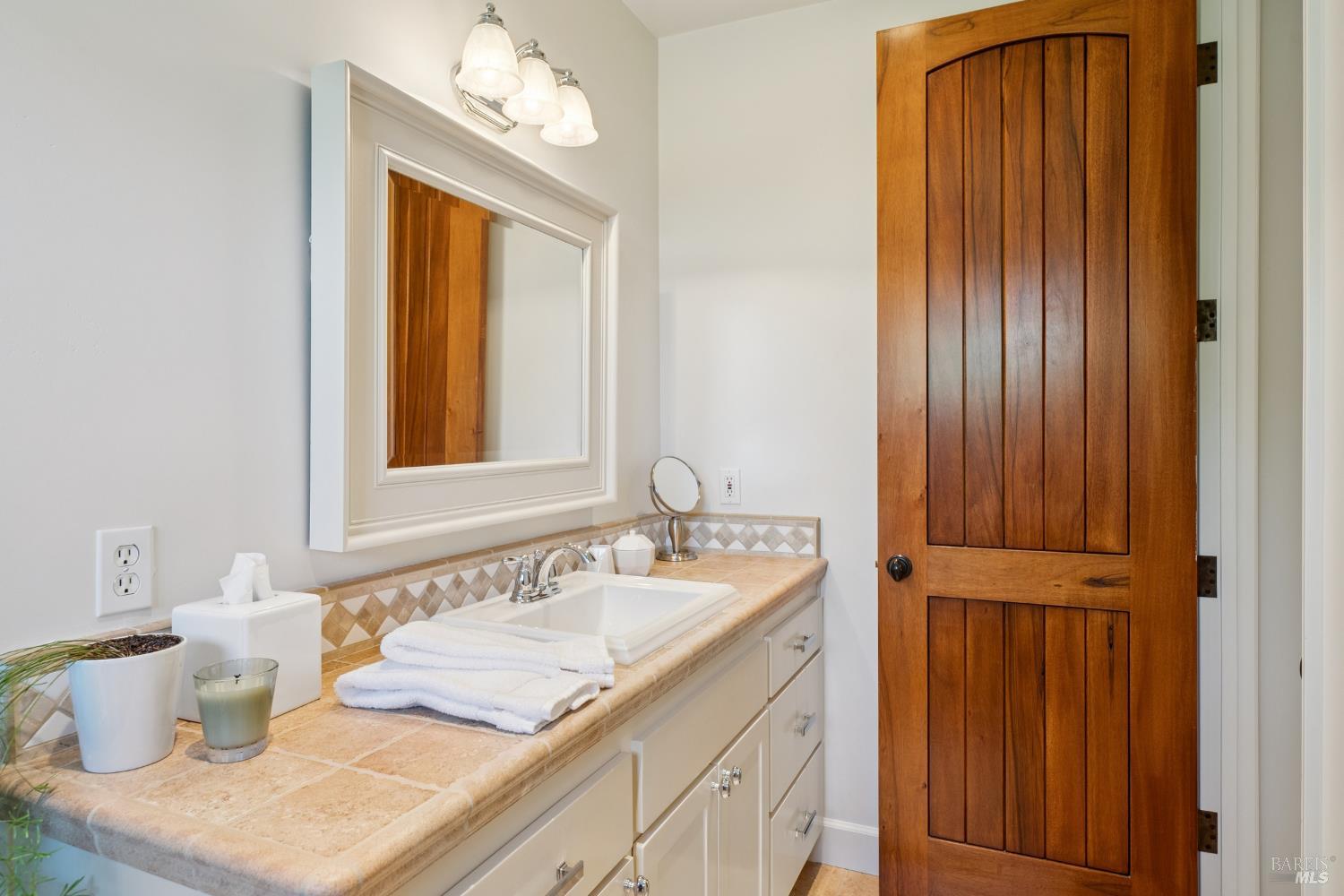 1297 Leaning Oak Drive Napa CA 94558