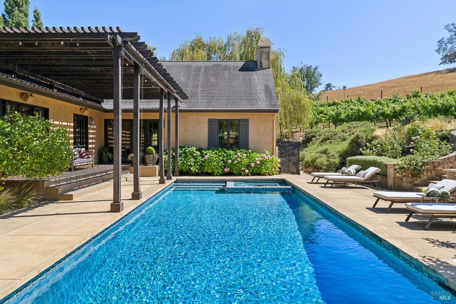 1297 Leaning Oak Drive Napa CA 94558