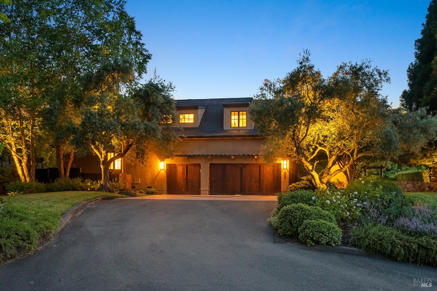 1297 Leaning Oak Drive Napa CA 94558