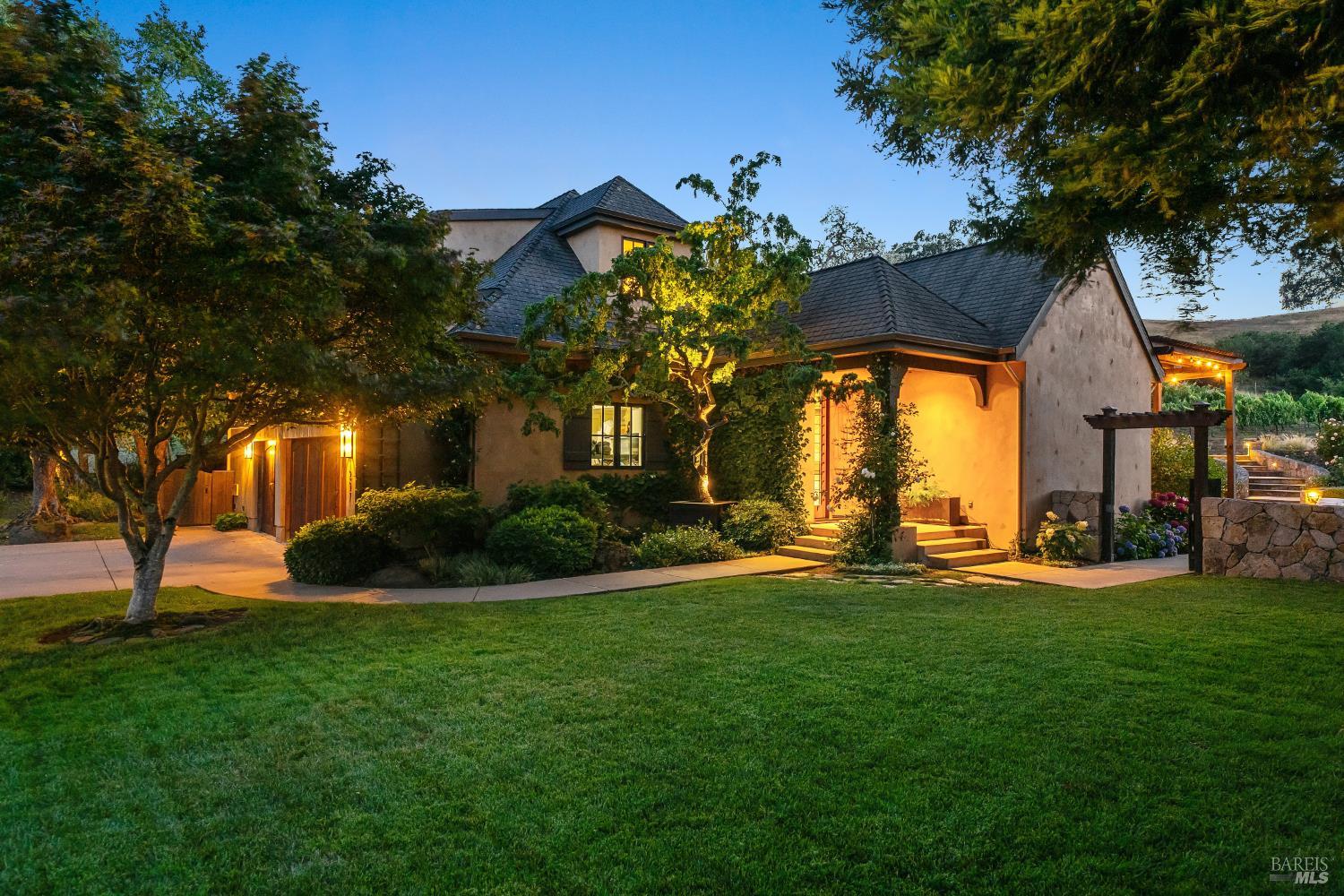 1297 Leaning Oak Drive Napa CA 94558