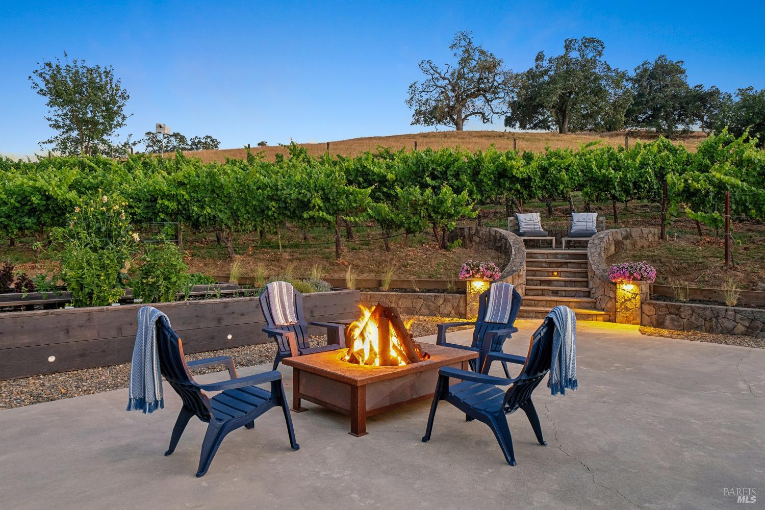 1297 Leaning Oak Drive Napa CA 94558