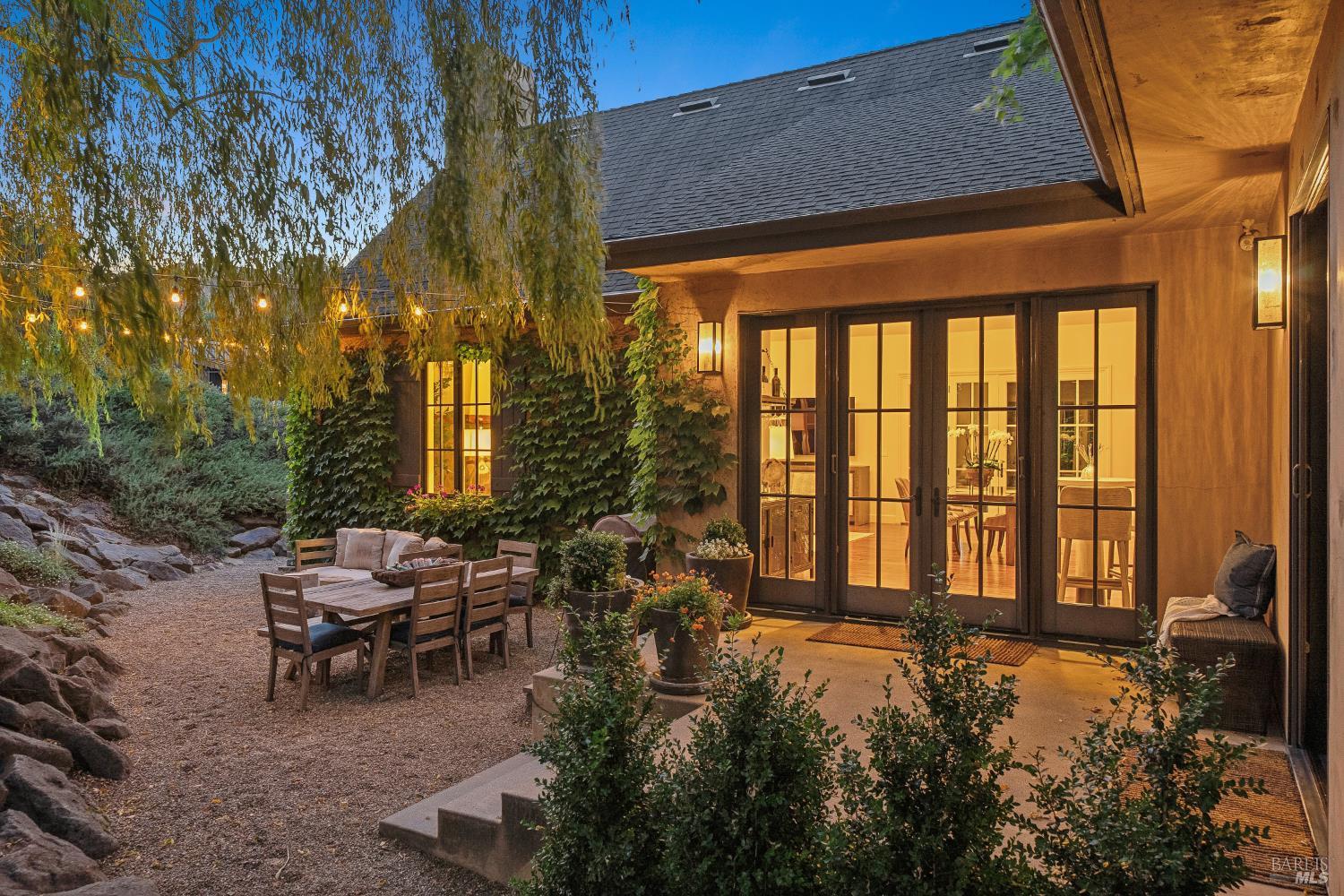 1297 Leaning Oak Drive Napa CA 94558