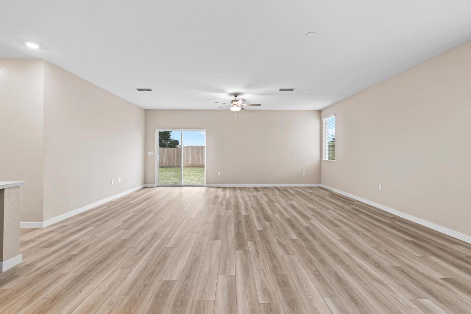 3413 Dillion Way Denair CA 95316