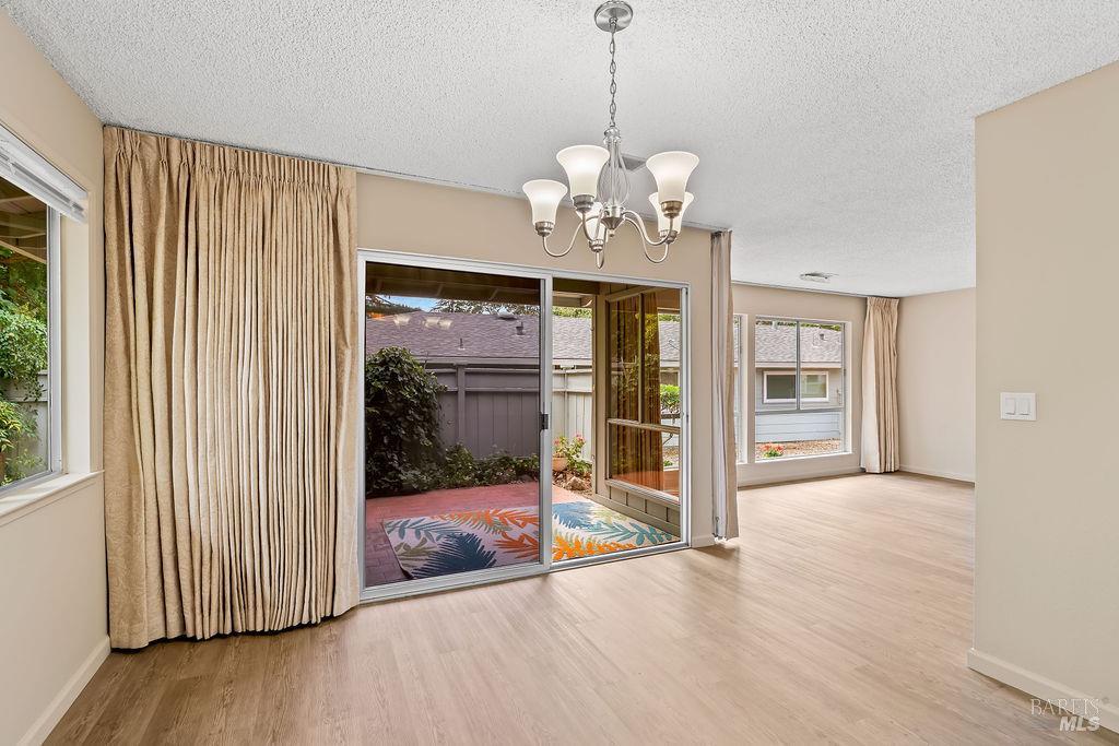 172 White Oak Drive Santa Rosa CA 95409