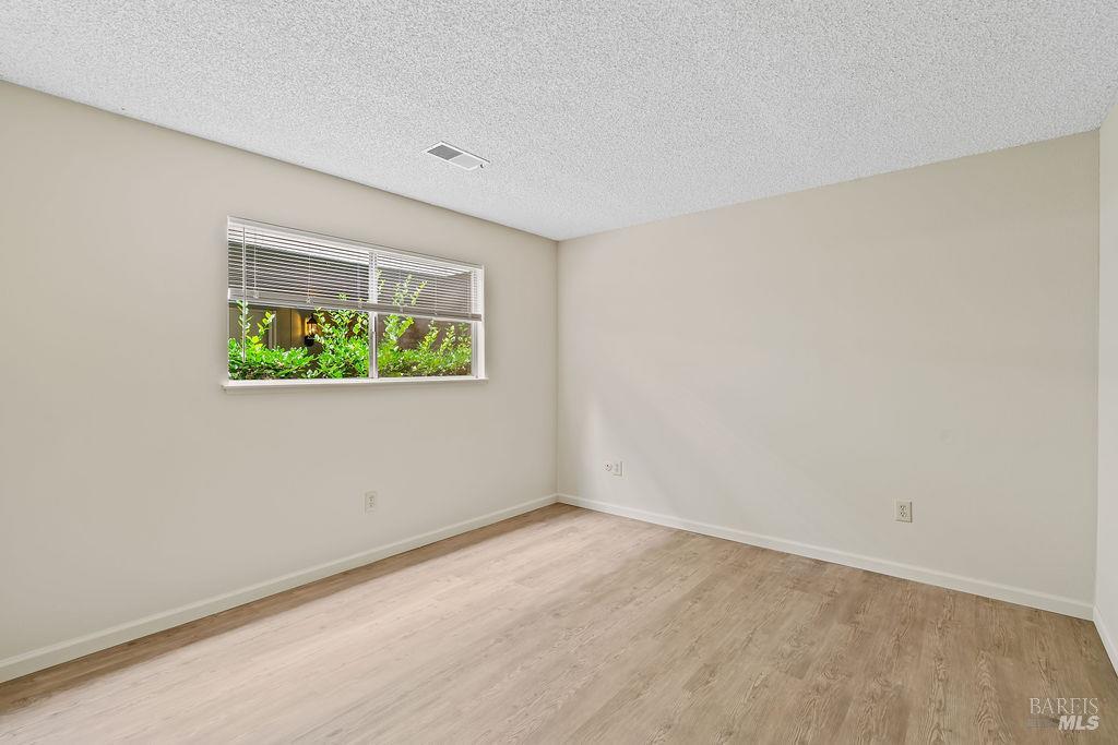 172 White Oak Drive Santa Rosa CA 95409