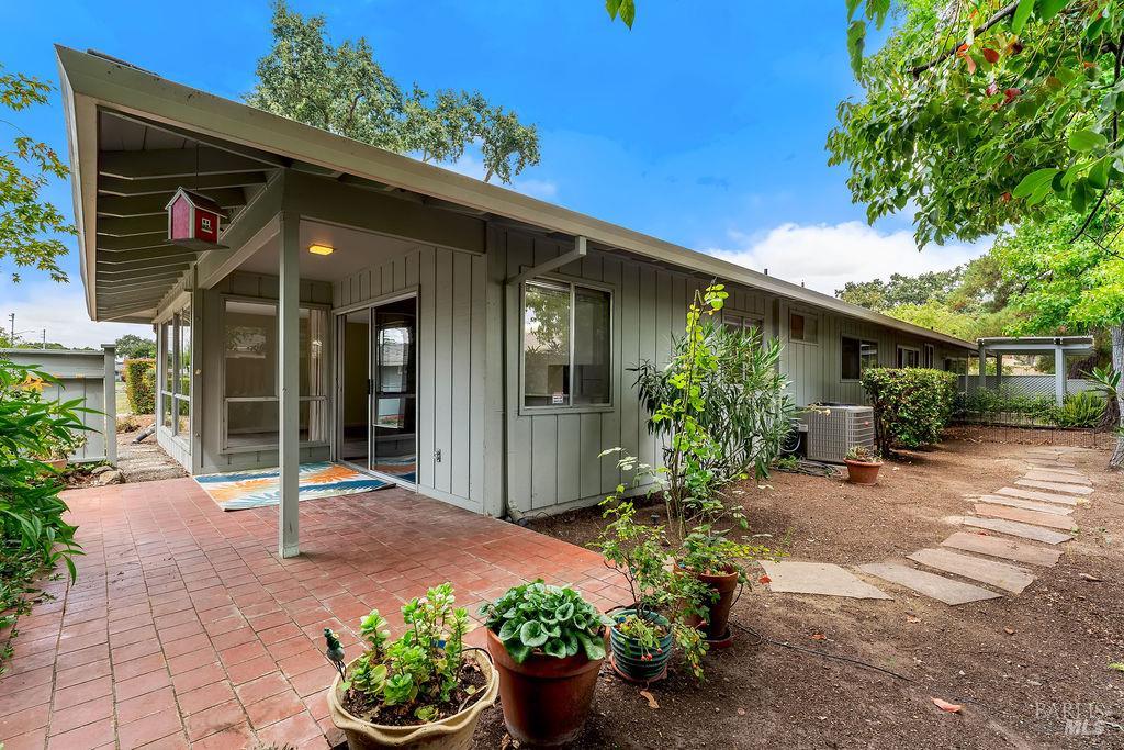 172 White Oak Drive Santa Rosa CA 95409