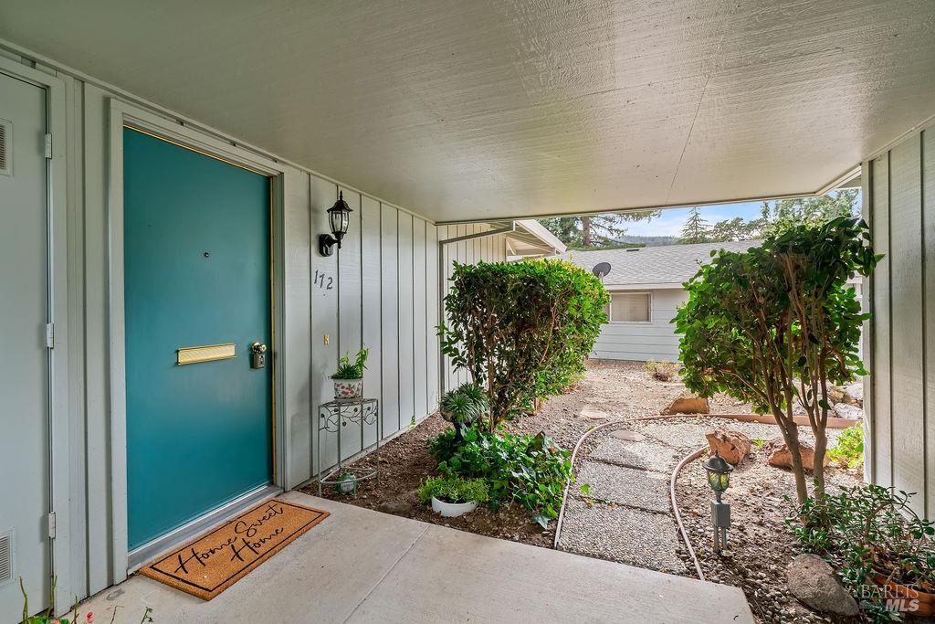 172 White Oak Drive Santa Rosa CA 95409