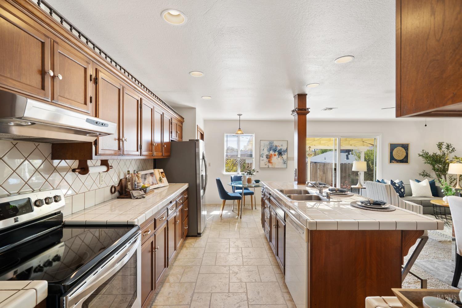 209 Sandalwood Court Vallejo CA 94591
