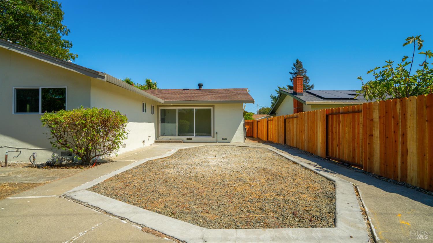 1904 New Jersey Street Fairfield CA 94533
