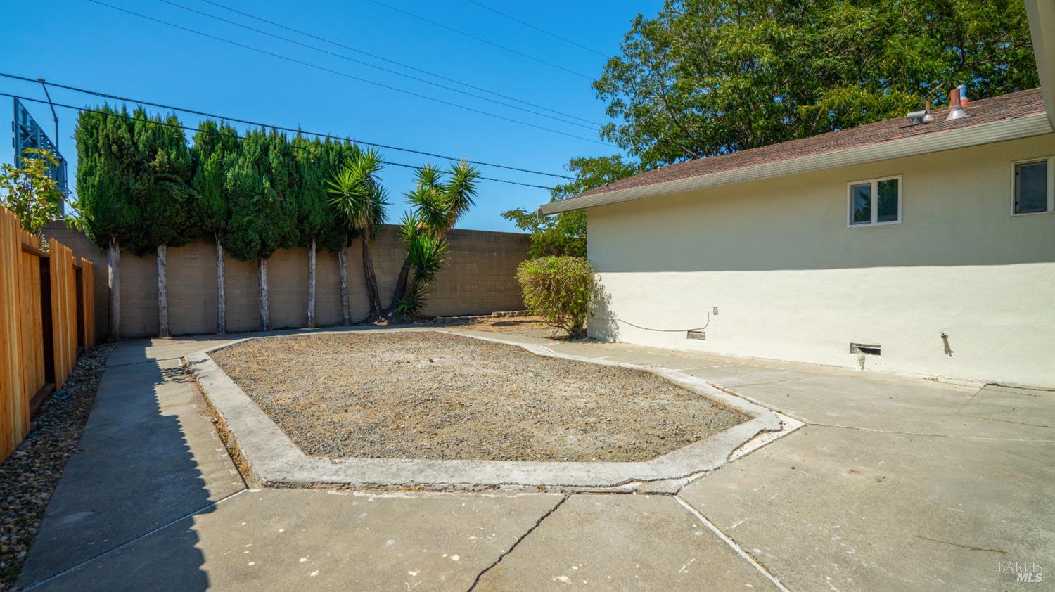 1904 New Jersey Street Fairfield CA 94533