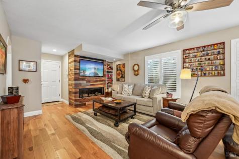 1711 North Street Santa Rosa CA 95404