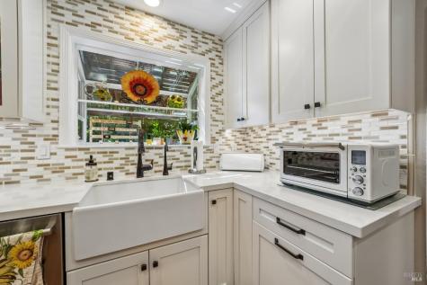 1711 North Street Santa Rosa CA 95404