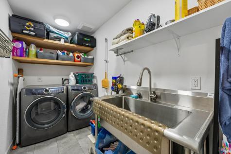 1711 North Street Santa Rosa CA 95404