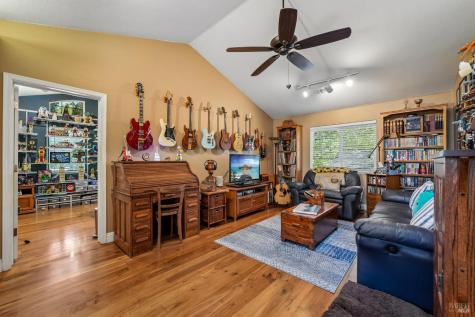 1711 North Street Santa Rosa CA 95404