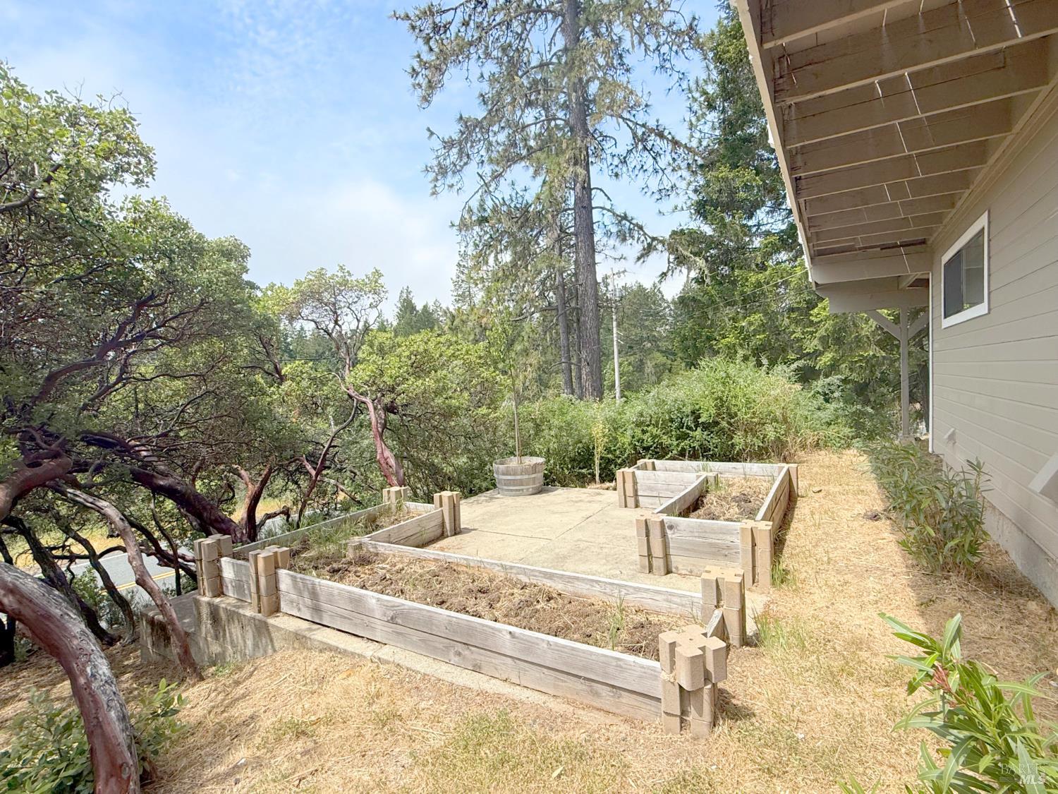 27620 Poppy Drive Willits CA 95490