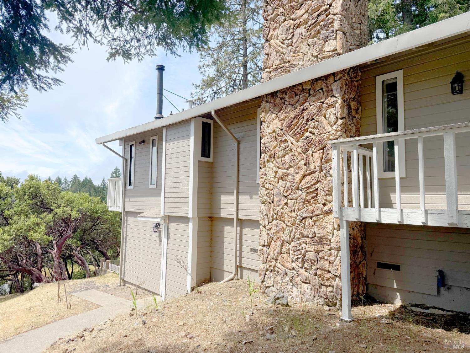 27620 Poppy Drive Willits CA 95490